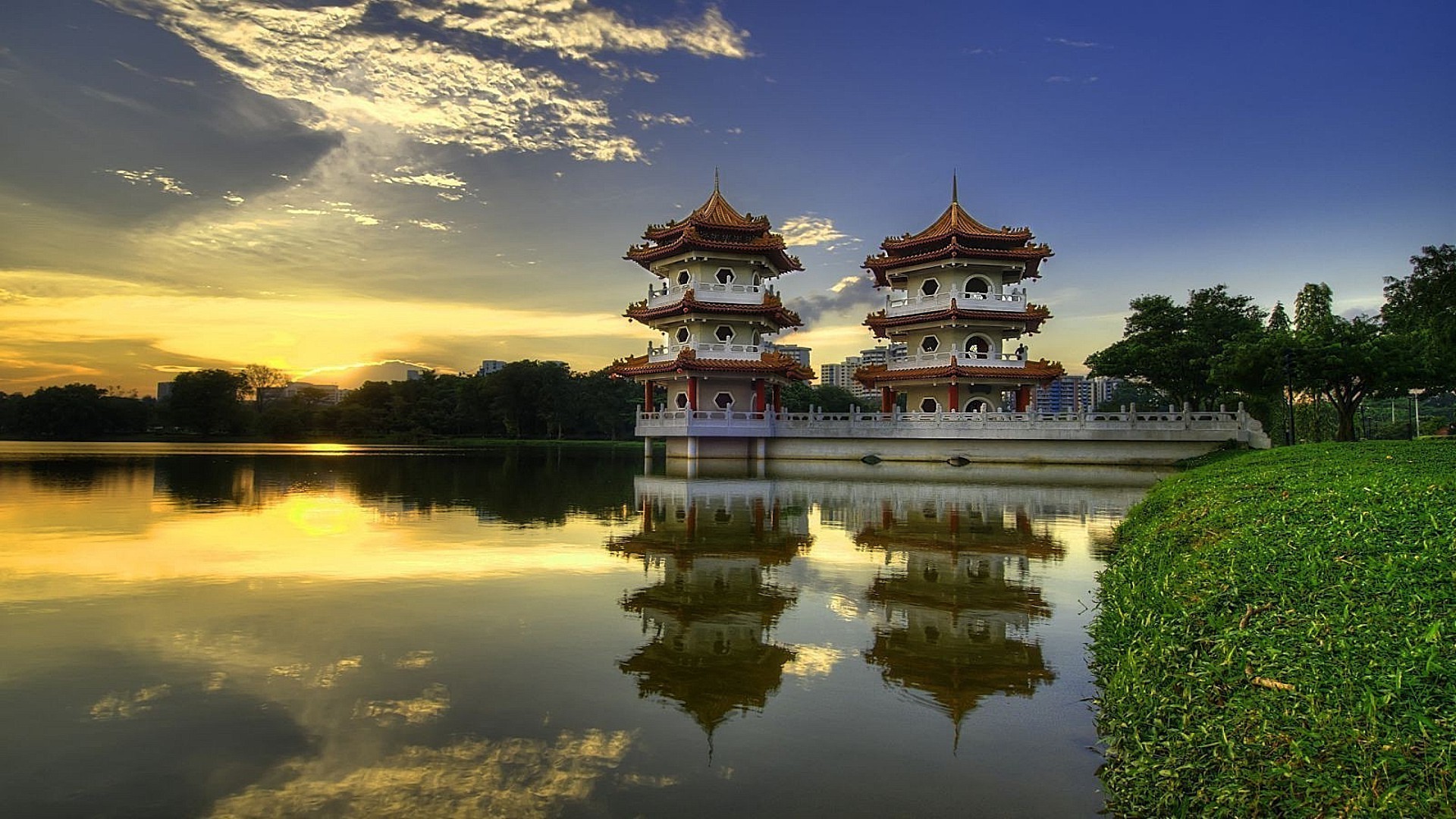 CHINA MEETS FOREIGN FINANCIAL INSTITUTIONS AND ENTERPRISES TO DISCUSS HOW TO SUPPORT ECONOMIC RECOVERY